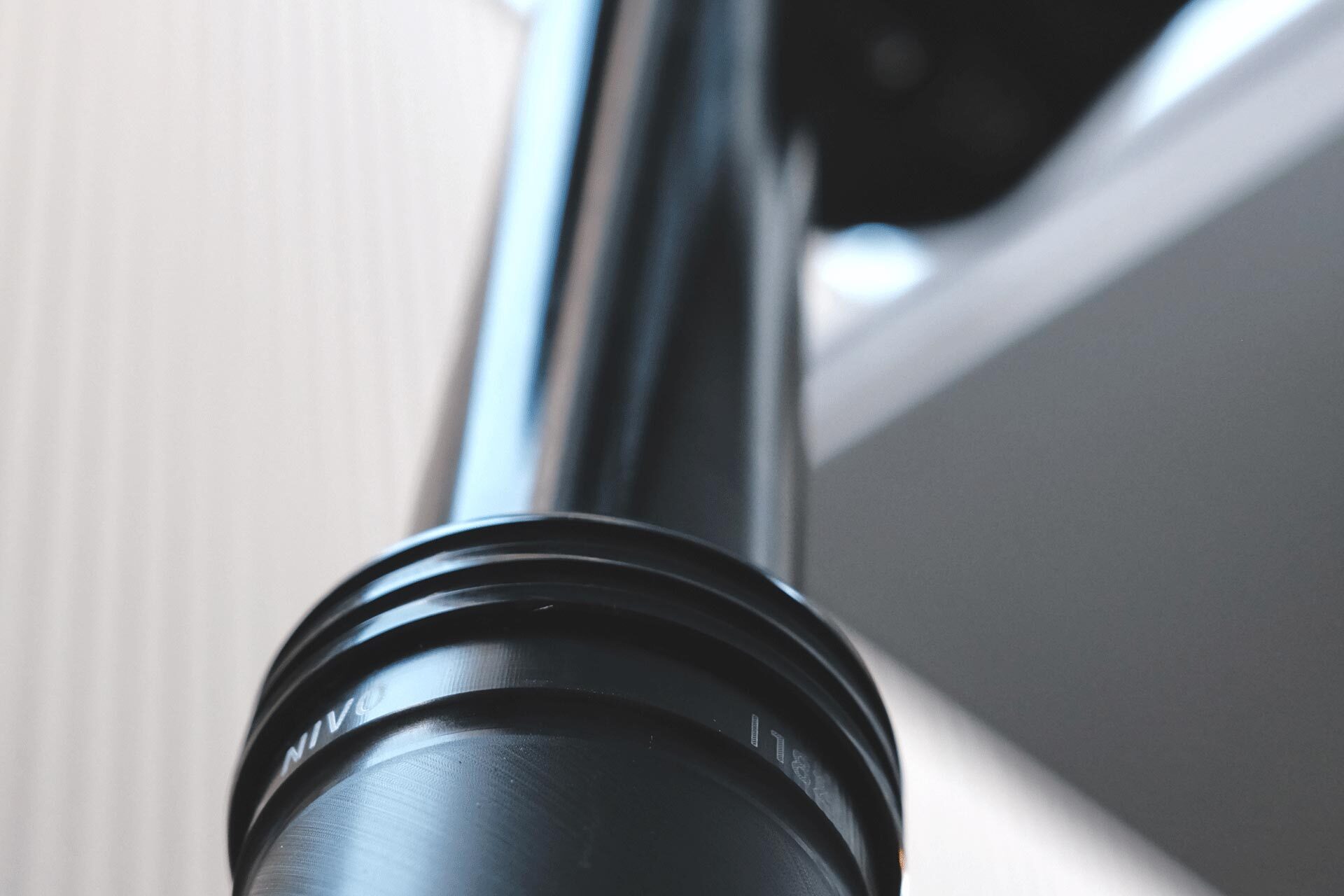 Transaples E3 Superlight Sattel